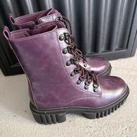 Catwalk PVC-Lederstiefel Schuhe Dunkellila 39 Beu und ungetragen! Thüringen - Weimar Vorschau