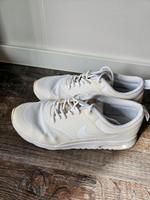 Nike Sneaker in Gr. 38,5 Sachsen - Grüna (Sachsen) Vorschau