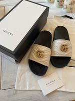 Original Gucci Leder Badeschuhe 38 Altona - Hamburg Blankenese Vorschau