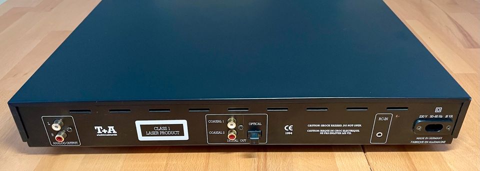 CD-Player T+A CD 1200 R guter Zustand in Magdeburg