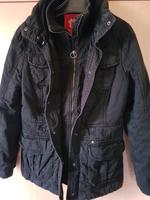 ESPRIT Jacke Gr. L - schwarz... ANSCHAUEN Sachsen - Grimma Vorschau