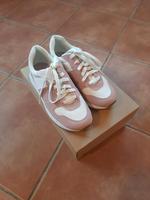 Sneaker f. Damen v. d. Marke UGG Gr. 38 wie neu Niedersachsen - Achim Vorschau
