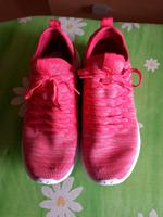 Puma Turnschuhe Sneaker gr 39 Bayern - Hahnbach Vorschau