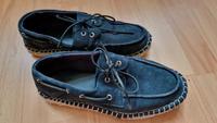 Wildleder Slipper Loafer Zara dunkelblau Größe 42 Berlin - Schöneberg Vorschau