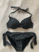 Bikini schwarz mit weißen Punkten Gr XS Nordrhein-Westfalen - Lindlar Vorschau