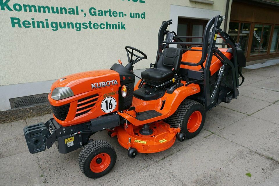 Kubota - Allradtraktor, Traktor, Kommunaltraktor, Rasentraktor in Kreischa