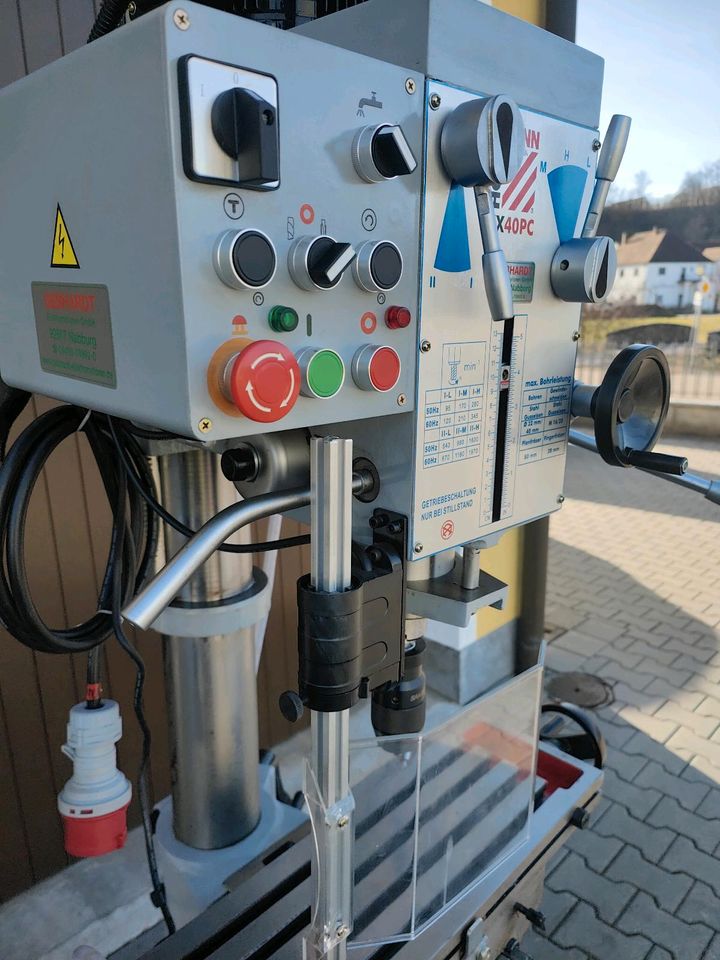 Getriebebohrmaschine Ständerbohrmaschine Säulenbohrmaschine Fräsmaschine mit Kreuztisch Holzmann ZX40PC_400V Aktion in Nabburg