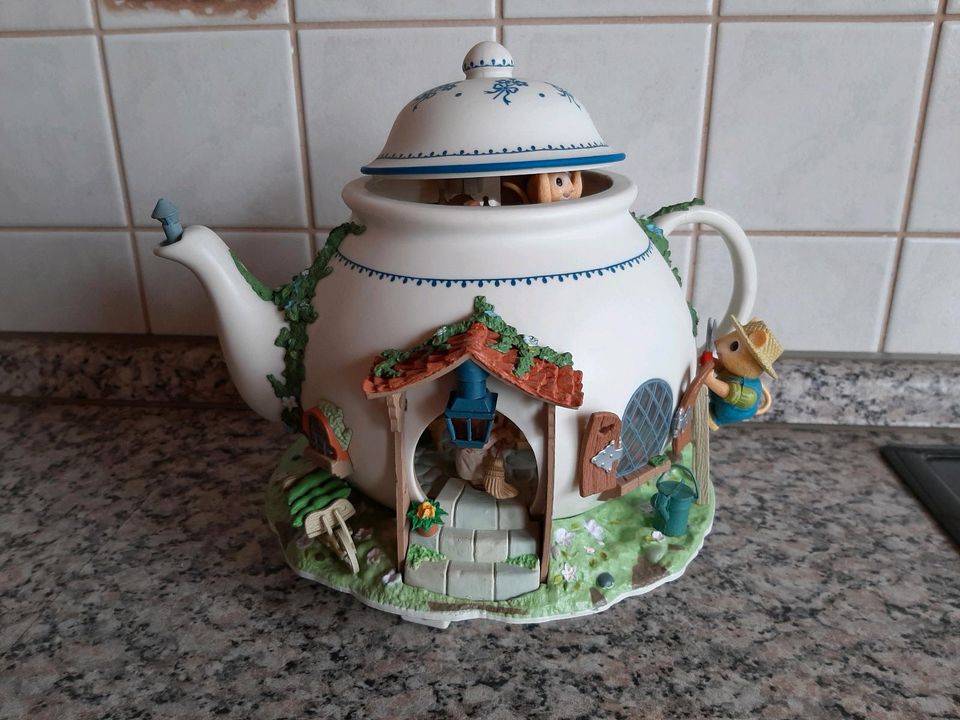 Enesco Spieluhr Teekanne Teapot ohne Funktion in Zülpich