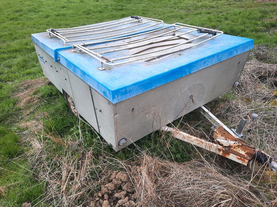 Caravan Anhänger, Lager Hühnermobil Transportanhänger in Lohra