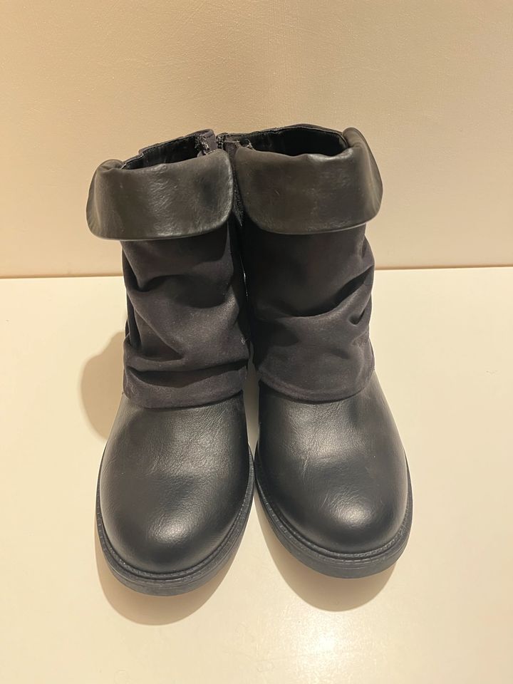 Blowfish Malibu Stiefelette “KayKay“ Größe 38 in Berlin