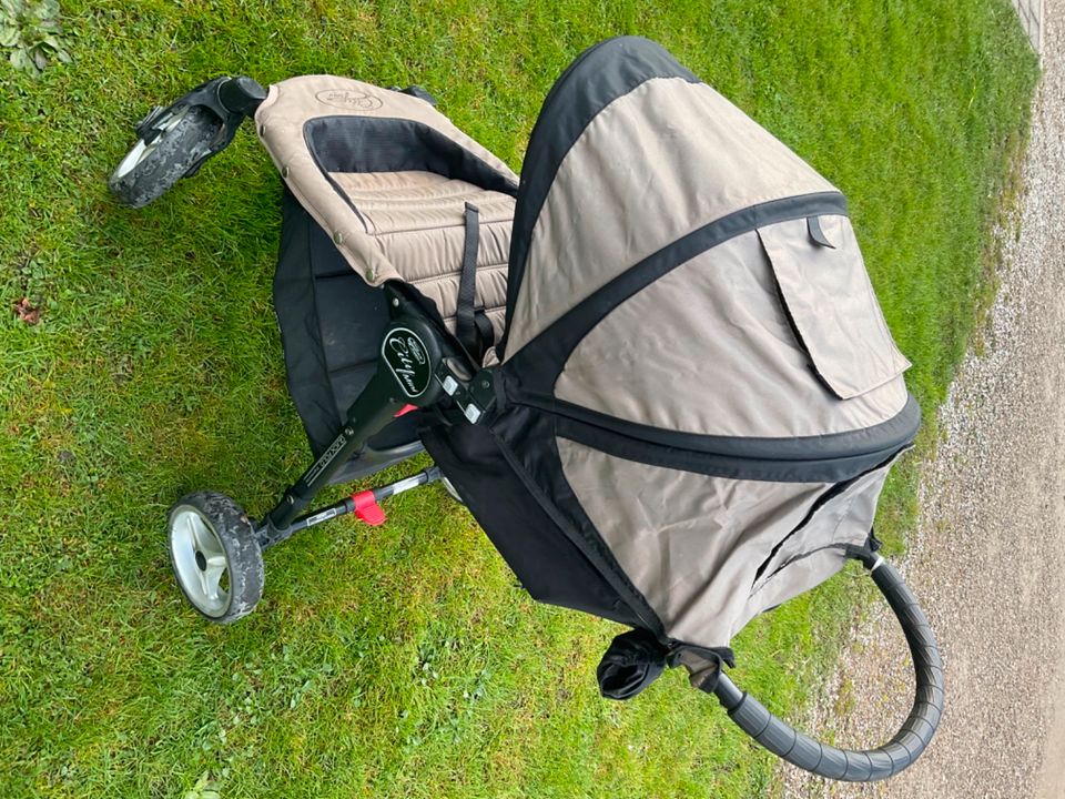 Buggy Kinderwagen, Baby Jogger City Mini in Ursberg