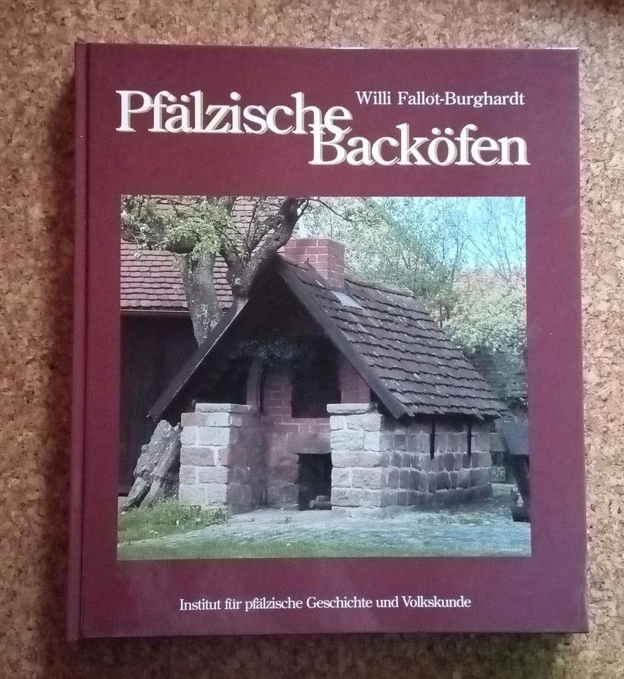 Pfälzische Backöfen von Willi Fallot-Burghardt in Mauschbach