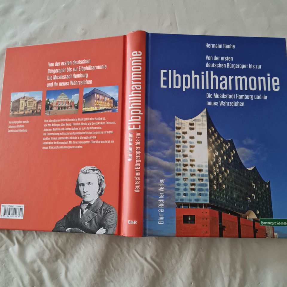 Von der ersten deutschen Bürgeroper bis zur "Elbphilharmonie" in Hamburg