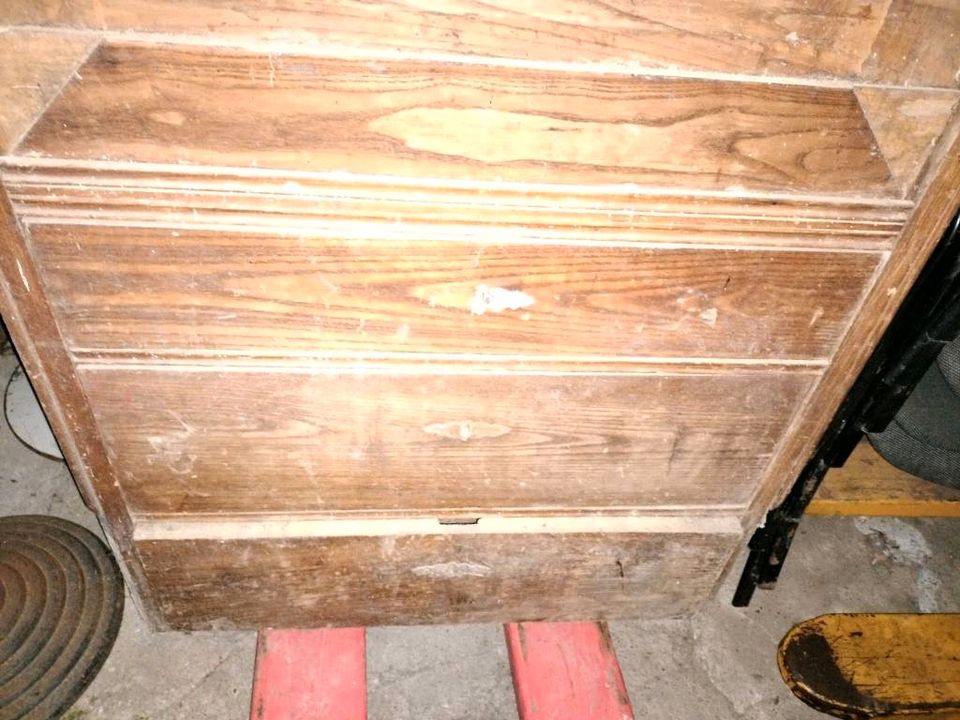 Sekretär,alter Schrank in Wohlsborn