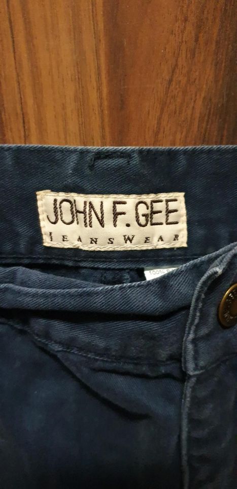 John F. Gee Herren Jeans blau, Cargojeans Gr. 62 in Furth im Wald