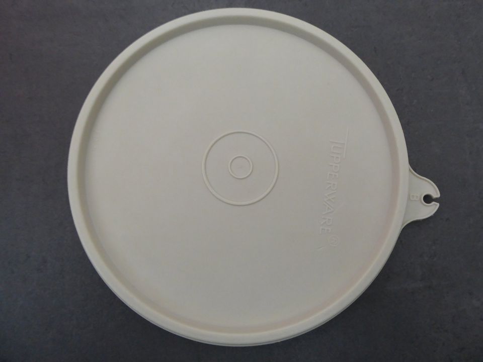 TUPPERWARE Schüssel 270 mit Deckel 1 L kleine Pengschüssel in Hainburg