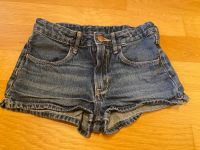 Shorts, Jeansshorts, kurze Hose H&M, Gr. 134 Niedersachsen - Neu Wulmstorf Vorschau