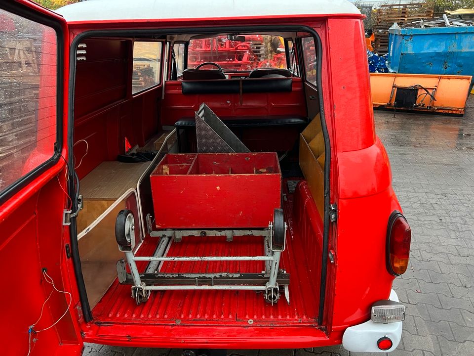 Barkas B1000 Feuerwehr Bus DDR IFA Framo Wartburg in Osterweddingen