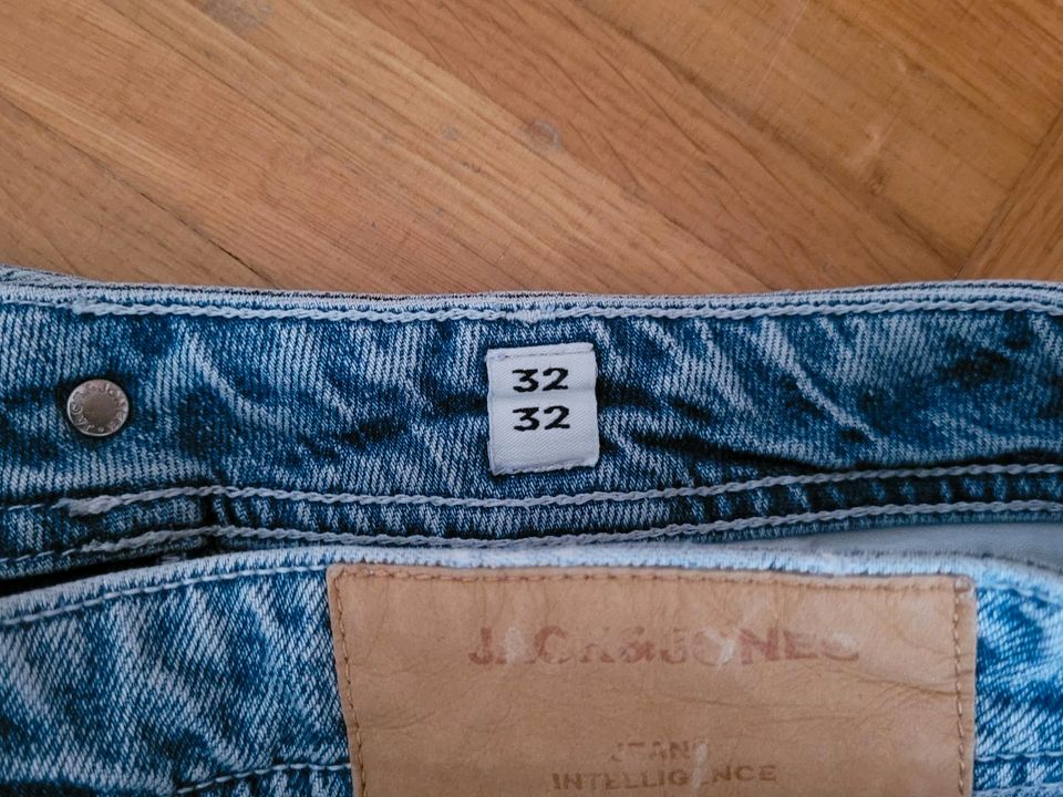 Jeans  Jack& Jones Gr. 32/32. Slim Stright/Tim in Hannover