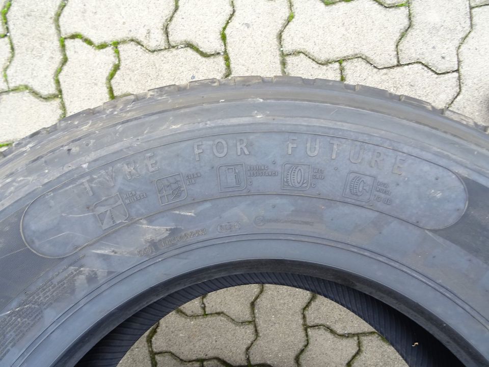 2 Stück LKW Auflieger Reifen 385/65 R22,5 Athos HG2556T Neu in Bad Harzburg