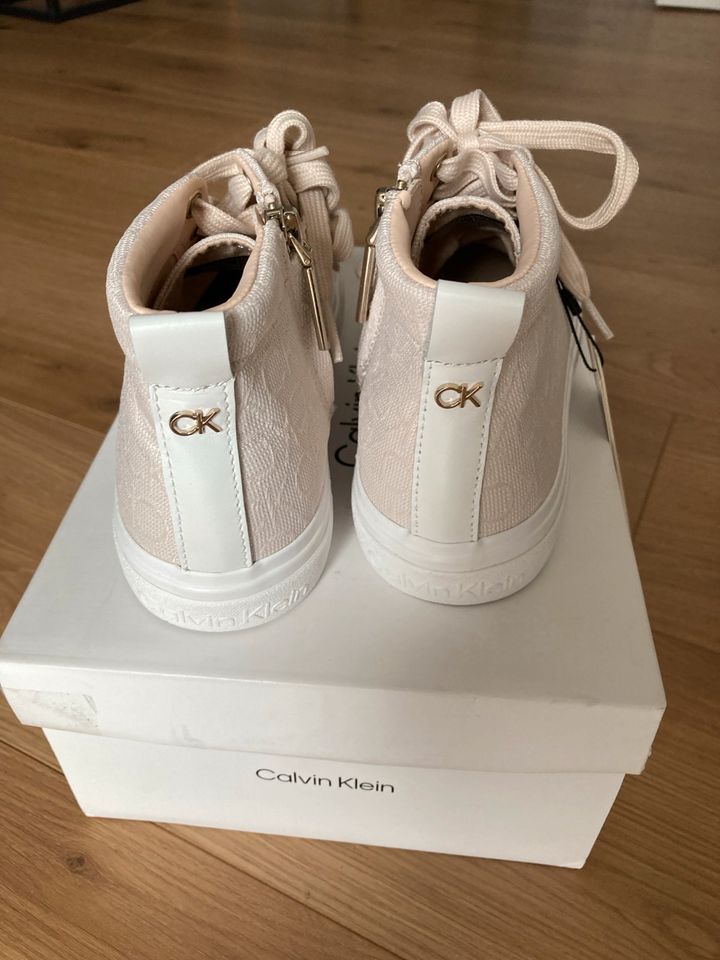 Calvin Klein CK sneaker beige 37 in Stuttgart