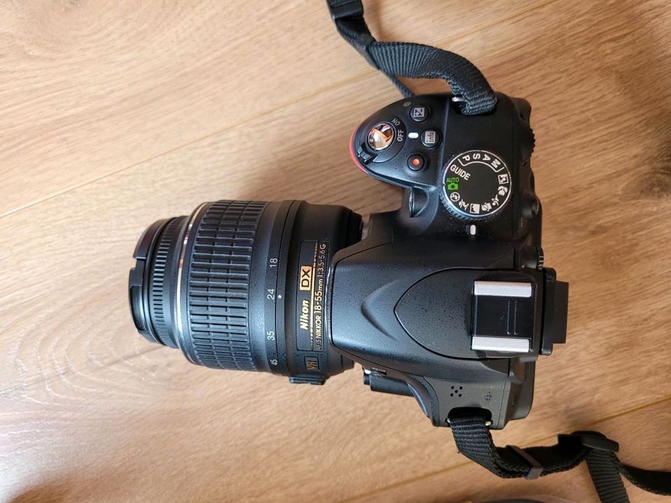 Spiegelreflexkamera Nikon D3200 inkl. AF-S DX 18-55 VR Objektiv in Wittstock/Dosse