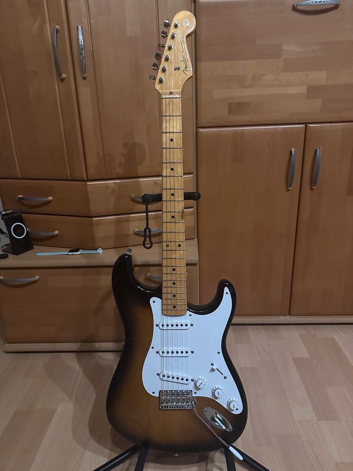 Fender American Original 50‘s Stratocaster mit Kloppmann ST54 PU in Neunkirchen