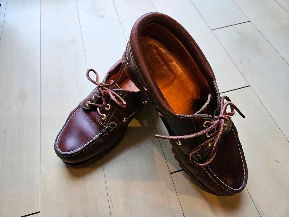 Timberland 3-EYE- Bootsschuhe Größe 8 (EU 39) in Freiburg im Breisgau