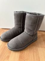 Originale UGG Boots Gr. 39 / wie NEU Düsseldorf - Eller Vorschau