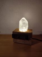 Bergkristall Akzentlampe Altholz Leuchte Eisenbeschlag vintage N2 Baden-Württemberg - Bruchsal Vorschau