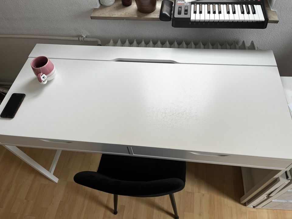 Schreibtisch in Stuttgart