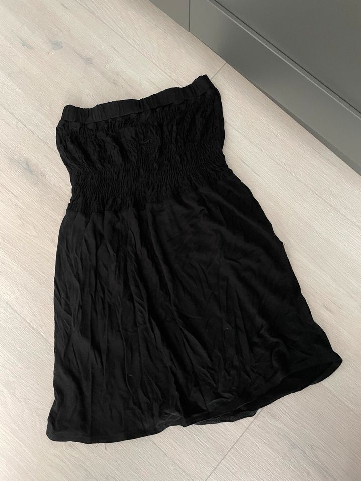 Top Bandeau Trägerlos Schulterfrei schwarz XS in Geseke