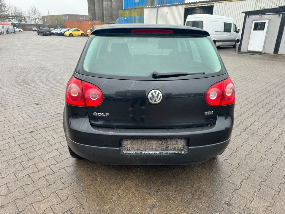 Volkswagen Golf V Lim. Trendline/1,9/EURO4/KLIMAAUTOMATIK in Lohne (Oldenburg)