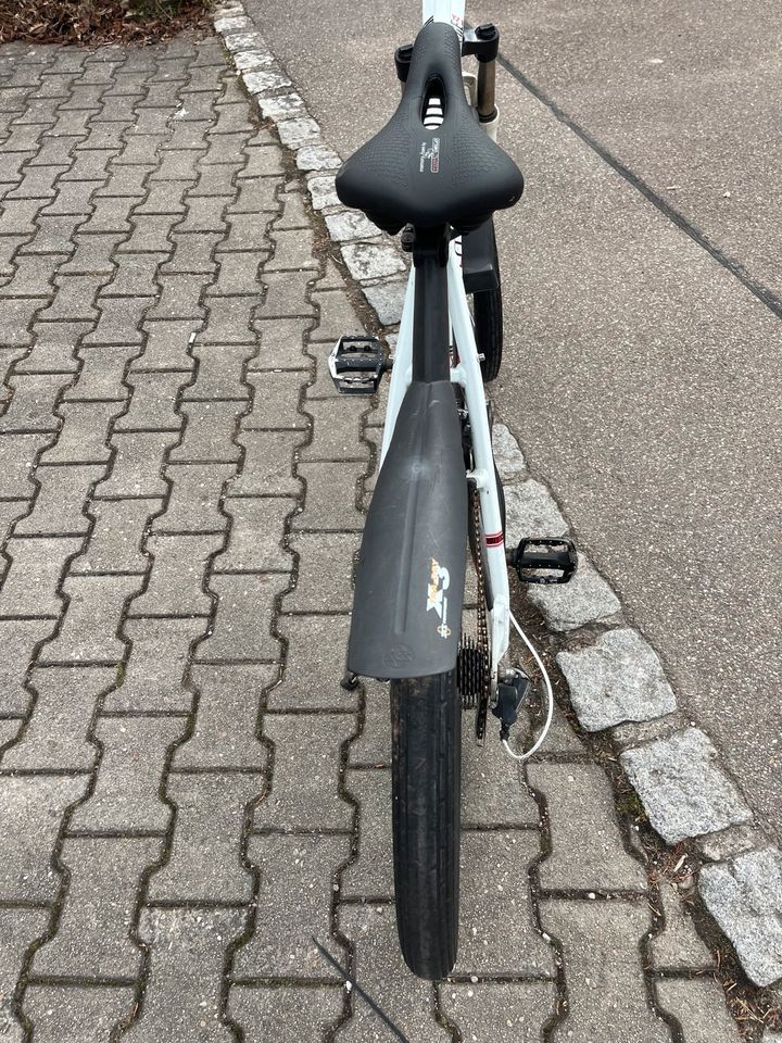 24/26“ Fahrrad für Jungen und Mädchen in Meitingen