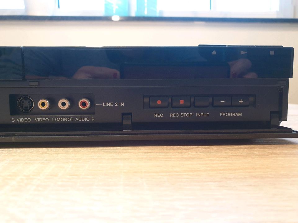 DVD Recorder RDR-AT 105 // 160 GB / 1080p Upscaling in Südlohn