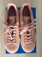 ADIDAS Stan Smith rosé Veloursleder Gr. 38,5 NEU Hessen - Wiesbaden Vorschau