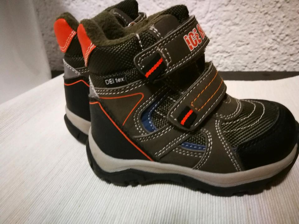 Ice Roads Winterstiefel Kinderstiefel Winterschuhe Stiefel Gr. 21 in Halle