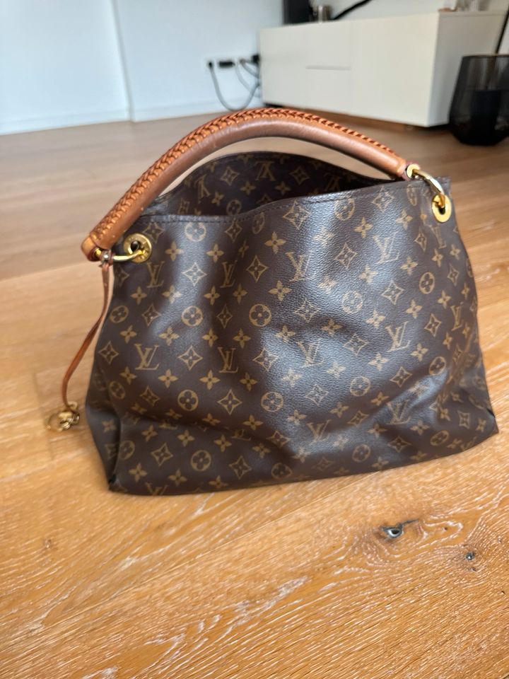 Louis Vuitton Tasche Artsy MM, guter Zustand in Düsseldorf