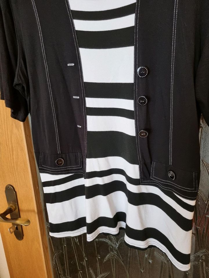 Damen-Shirt schwarz/weiß, Gr. 44, NEU in Stendal