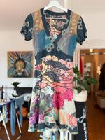 Wunderschönes Desigual Kleid Blumen Größe L Hamburg-Nord - Hamburg Eppendorf Vorschau
