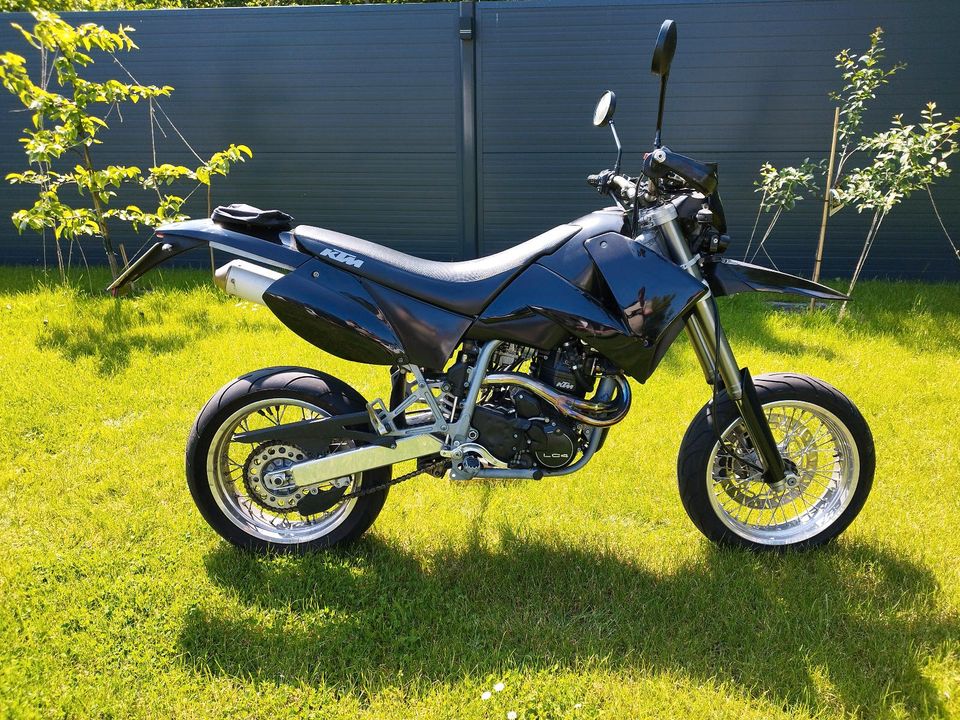 KTM LC4 640 Supermoto in Iserlohn