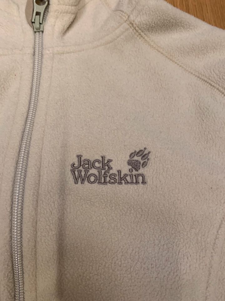 Jack Wolfskin Fleecejacke Gr. S in Leopoldshöhe