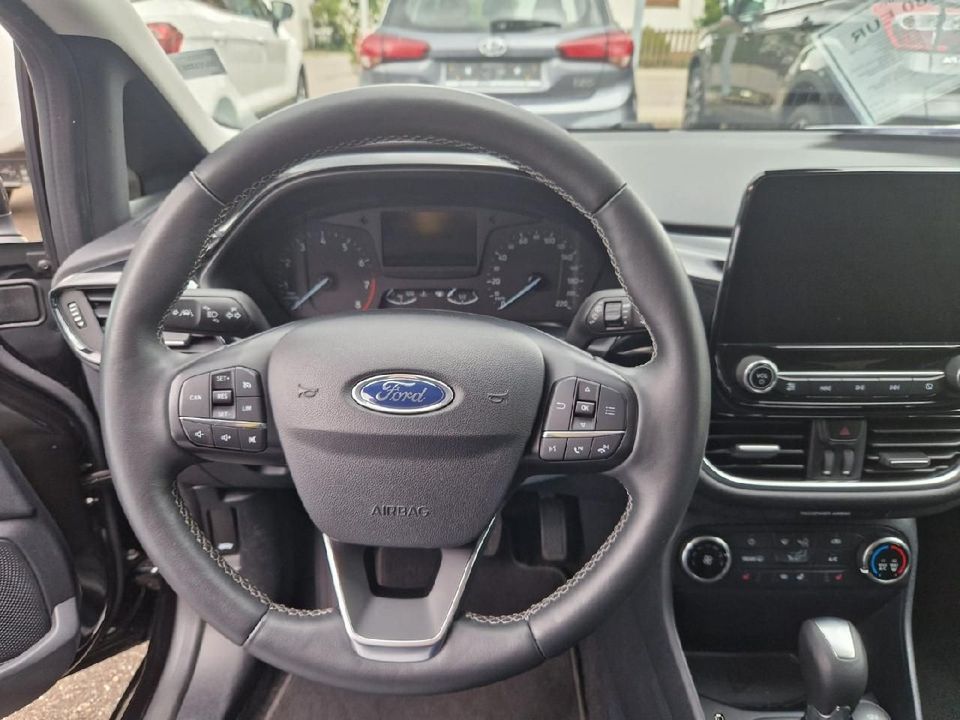 Ford Fiesta Cool & Connect in Achern