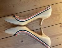 Neu! Prada Schuhe, Pumps, Gr. 41, Leder, beige Hessen - Hofheim am Taunus Vorschau