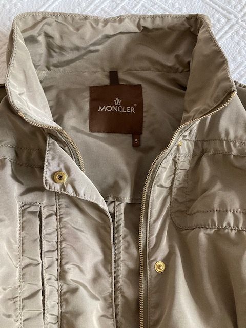 Original MONCLER Damen-Leichtjacke, Gr.5 in Hannover