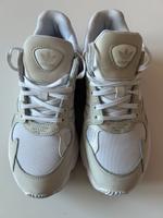 Damen Sport & Freizeitschuhe adidas Gr.38 Schuhe Turnschuhe NEU Niedersachsen - Delmenhorst Vorschau
