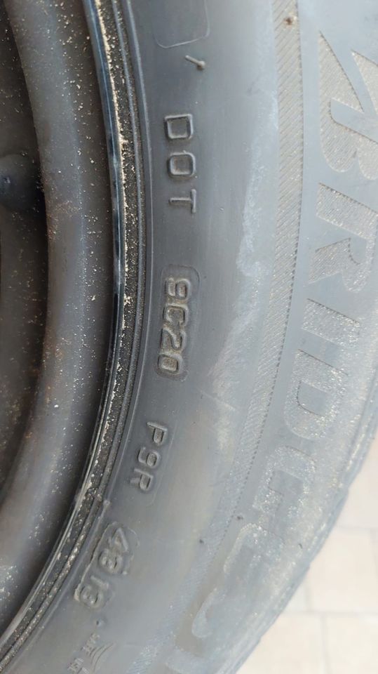 4 x Winterreifen Bridgestone Blizzak 205/60 R16 92H in Bethau