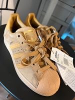 Adidas Superstar Sneaker Schuhe 36 Unisex Hessen - Braunfels Vorschau