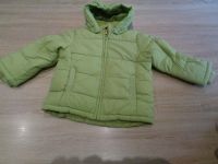 Jacke Winterjacke H&M Gr. 110 grün TOPZUSTAND Saarland - Schiffweiler Vorschau