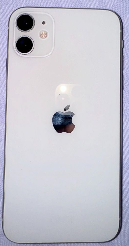 IPhone 11  Weiß 128 GB in Gelsenkirchen